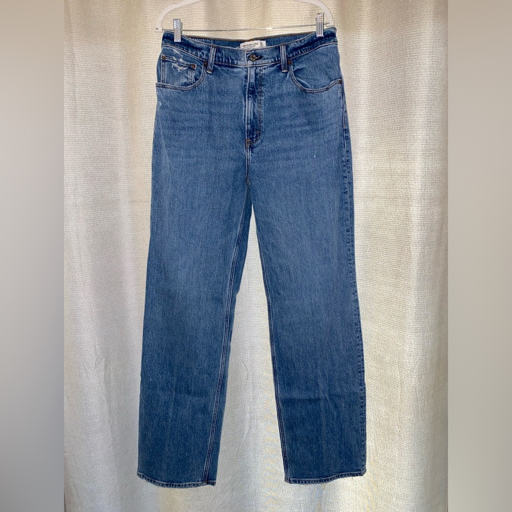 Abercrombie & Fitch 90s Relaxed Jean high rise